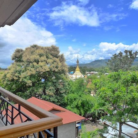 Golden Lotus Inle Hotel Nyaung Shwe Eksteriør billede